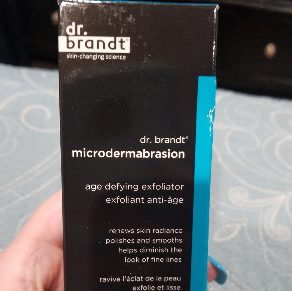 Dr. Brandt Microdermabrasion